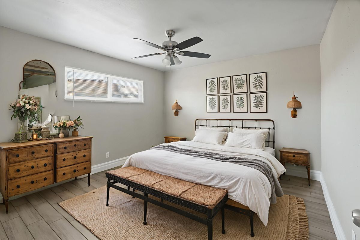 Renovated bedroom in a Lighthouse apartment